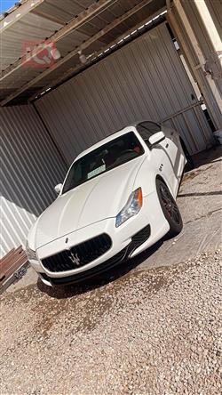 Maserati Quattroporte